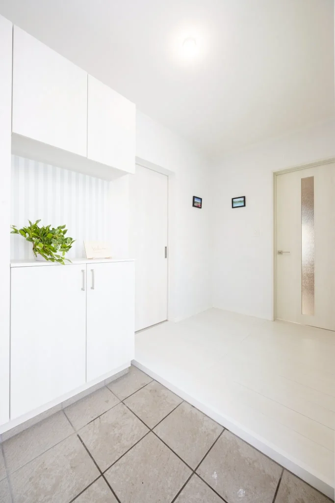 5BA5B437-72B1-4D43-801A-2F504128A5A1