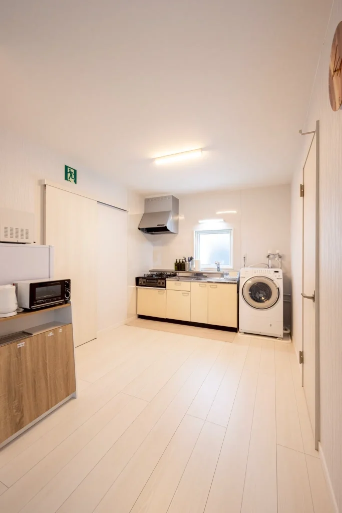 64A744AE-24DD-4898-9B79-D89FA0DA34FA