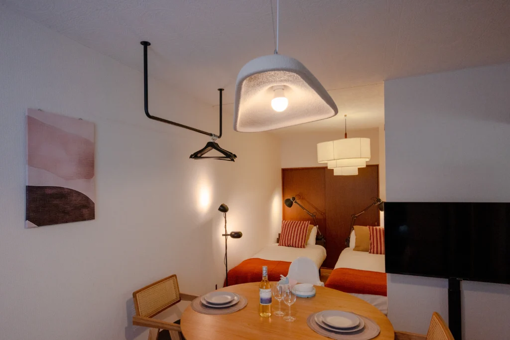 リビングとベッド